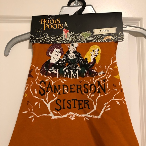 Hocus Pocus Apron and Kitchen Towel Set - Picture 4 of 8